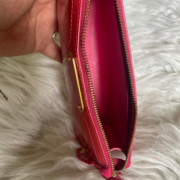 Louis Vuitton Indian Rose Vernis Small Makeup bag - Picture 3 of 6
